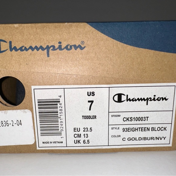 Champion Sneakers - Picture 6 of 6